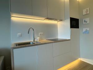 ZeeNest - Stijlvolle studio met terras nabij de zee