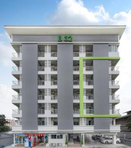 B32 Apartment