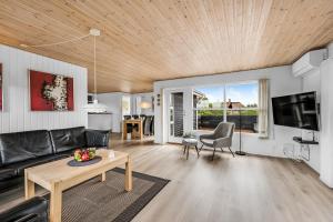 Charming Holiday Home Near The North Sea, With Outdoor Sauna And Outdoor Spa