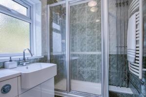 Longview - 4 Bedroom Holiday Home - Pembroke Dock