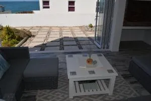 The Whale Tale Villa - West Point