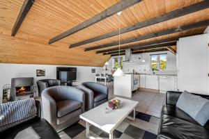 Just 500 Meters From Both The Sea And The Town, This Lovely, Well-Maintained Holiday Home Is Situated