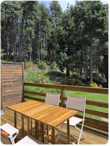 T2 lumineux avec terrasse lisière de forêt