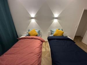 PARIS-MONTROUGE Magnifique appartement 3 pièces de 78m2 avec PARKING - très cosy pour 1 - 6 personnes refait à NEUF -ENTIRE APARTMENT LUXURIOUS AND WARM -Montrouge Paris 14ème - Proche Aéroport Orly Parc Expositions Porte de Versailles FREE WIFI