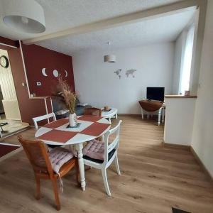 Maisons de vacances Plage et centre ville a proximite : photos des chambres