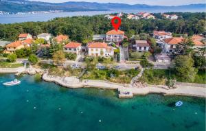 1 Bedroom Lovely Apartment In Silo 