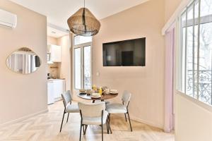 Appartement paisible proche Parc Monceau - V