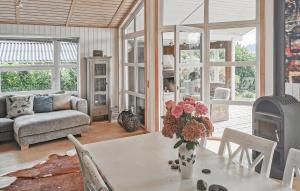 3 Bedroom Pet Friendly Home In Bryrup