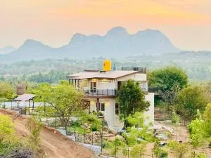 Sunny Side Up Farmstay - Krishnagiri