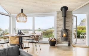 Amazing Home In Børkop With Wifi