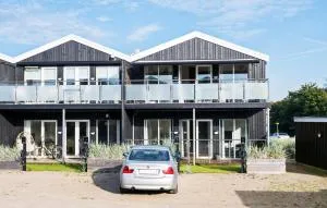 3 Bedroom Nice Apartment In Slagelse - Rude