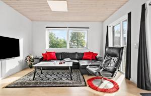 3 Bedroom Nice Apartment In Slagelse