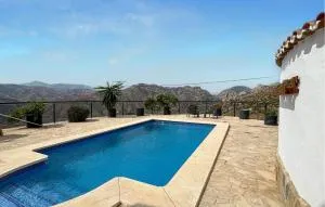 3 Bedroom Cozy Home In El Chorro, Alora - Carratraca