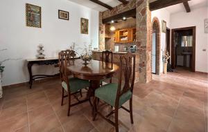 3 Bedroom Cozy Home In El Chorro, Alora