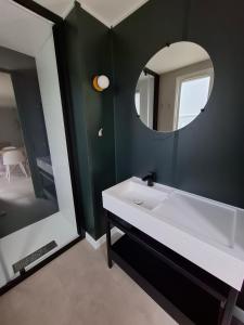 Campings Camping L-AMBOIS : photos des chambres