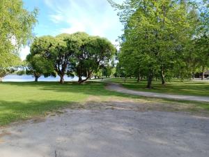 Viihtyisä kaksio torin laidalla 1-4 hengelle