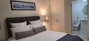 At Greenmarket Place