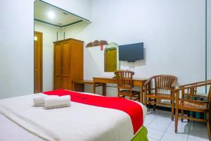 RedDoorz near XT Square Yogyakarta
