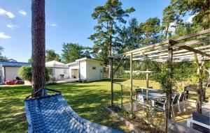 4 Bedroom Cozy Home In Mellbystrand