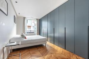 Amazing apartment 2BDR6PAX next to Champs Elysées