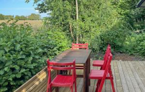 Stunning Home In Löttorp With Wifi