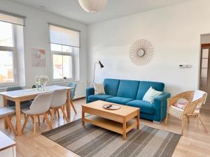 Słoneczny apartament blisko jeziora i gór