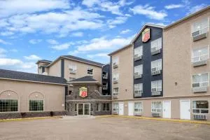 Super 8 by Wyndham Grande Prairie - Rycroft