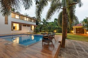 SaffronStays Mango Vino pool villa in Nashik