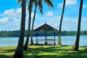 LandandWater - Bālarāmpuram