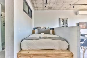 Lovely Couples Retreat Studio Apartment!