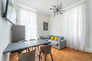 GuestHost - La Casa Di Leopold Bloom