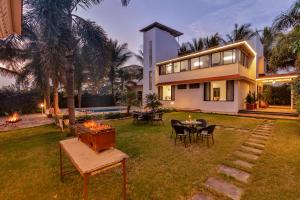 SaffronStays Mango Vino pool villa in Nashik
