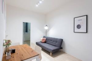 Vast Central Old Town Studio For 3