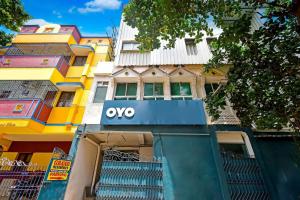 Hotel O Grand Residency Near Kasi Talkies