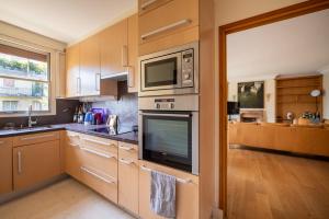 Spacious 3BD Family Apartment Auteuil