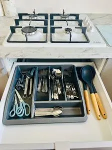 3 bedroom guest house - Brent