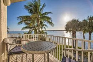 Bayfront Retreat Private Balcony and Pool Access! - Bay Pines