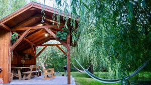 Chalet Mignon - Aproka adorable small guest house