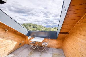 Appartements Le chamois, chez le charpentier d'antan, La chaleur du bois, le calme de la campagne : photos des chambres