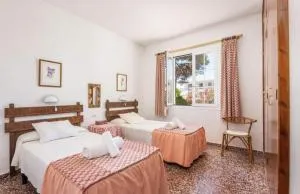 Menorca Chalet Rustic Sunny Retreat by the Sea - Santo Tomás