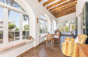 Menorca Chalet Rustic Sunny Retreat by the Sea