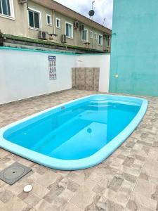 Apartamento novo próximo à praia