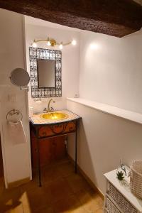 Appartements La Bastide de Peyremale, gites en Cevennes, piscine, tennis : photos des chambres