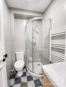 Maisons de vacances Belle maison de ville, 7 couchages, centrale : photos des chambres