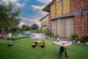 WE Woods Farm Manesar, 6BR Lux King Beds, Pvt Pool