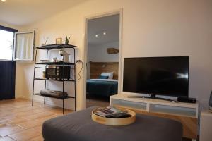 Vila Pilar Mar - Rural Apartment in the Countryside of São Miguel