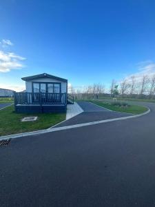 BRAND NEW 8 berth holiday home