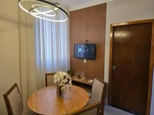 Apt lindo portaria 24h no centro Cond Castanheiras - Botumirim