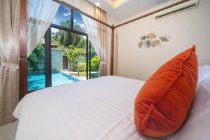 Onyx 2 br private pool Rawai