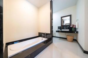 Onyx 2 br private pool Rawai